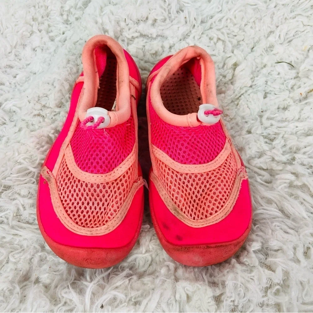 WONDER NATION Kids hot Pink Mesh Water Shoes size 11 / 12